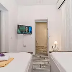 בית הארחה Lanterna & זאדאר