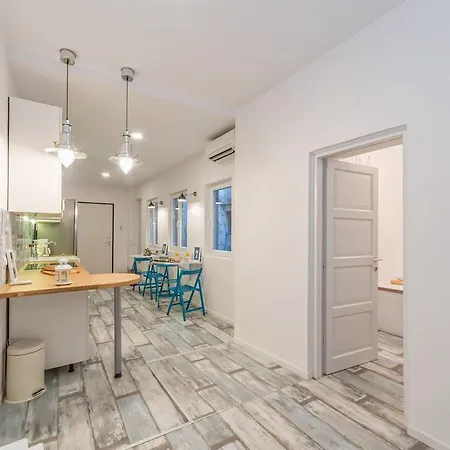 Lanterna & Gostinjska kuća Zadar