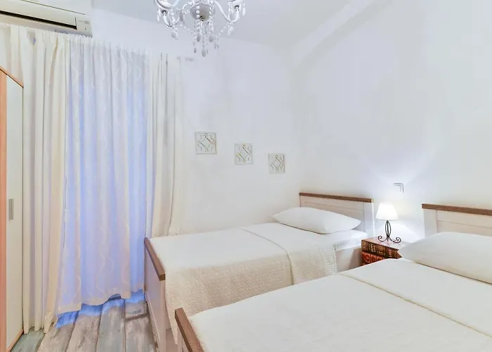 Lanterna & Maison d'hôtes 3*